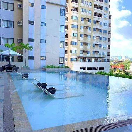 City View At The Persimmon Studios Cebu Exterior photo