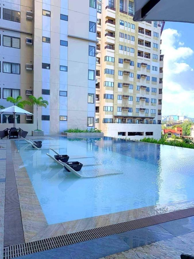 City View At The Persimmon Studios Cebu Exterior photo